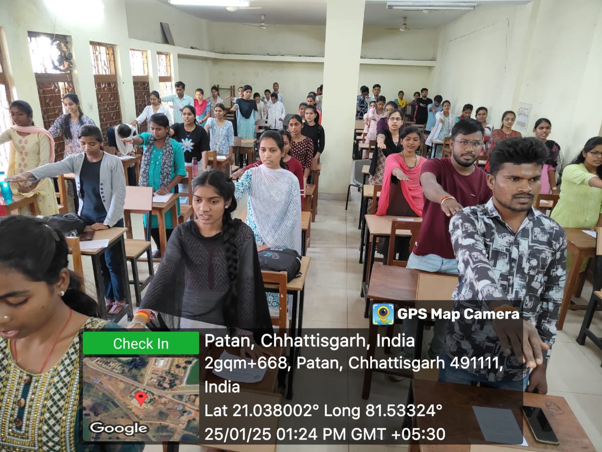 PMNSSPO's tweet photo. शासकीय चंदूलाल चंद्राकर पी जी महाविद्यालय पाटन में राष्ट्रीय मतदान दिवस के अवसर पर मतदाता जागरूकता शपथ ली गई और राष्ट्र गीत वंदे मातरम गाया गया। @NSSRDBhopal #NVD2025 #nsschhattisgarh #nssindia #ashokshrotinss #nssneetabajpayi https://t.co/vJCqHEtXH1
