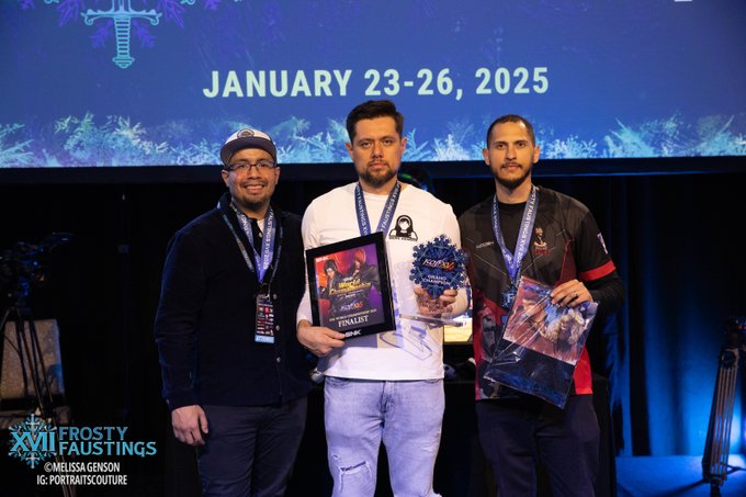 comitegamesoficial (@comitegames) on Twitter photo Lendas se enfrentando, em busca de um sonho coletivo, não foi dessa vez, continuem representando fortemente o Brasil e essa comunidade linda do KOF <a href="/SNKPofficial/">SNK GLOBAL</a> .
🥇<a href="/weroasamiya/">QAD | Wero Asamiya</a>
🥈<a href="/EcYurikov/">S8UL | Yurikov</a>
🥉<a href="/comitegames/">Comite Games Oficial</a> <a href="/PITERERNANDIS/">Piter Ernandis</a> 🇧🇷
5th <a href="/comitegames/">Comite Games Oficial</a> <a href="/eehkang/">FKang</a> 🇧🇷 Lendas se enfrentando, em busca de um sonho coletivo, não foi dessa vez, continuem representando fortemente o Brasil e essa comunidade linda do KOF <a href="/SNKPofficial/">SNK GLOBAL</a> .
🥇<a href="/weroasamiya/">QAD | Wero Asamiya</a>
🥈<a href="/EcYurikov/">S8UL | Yurikov</a>
🥉<a href="/comitegames/">Comite Games Oficial</a> <a href="/PITERERNANDIS/">Piter Ernandis</a> 🇧🇷
5th <a href="/comitegames/">Comite Games Oficial</a> <a href="/eehkang/">FKang</a> 🇧🇷