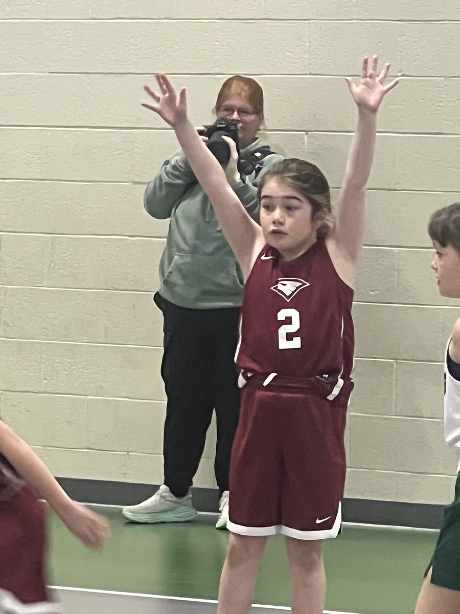 lauradrew's tweet image. My girl scored a basket today! #mysweetniece #soproud