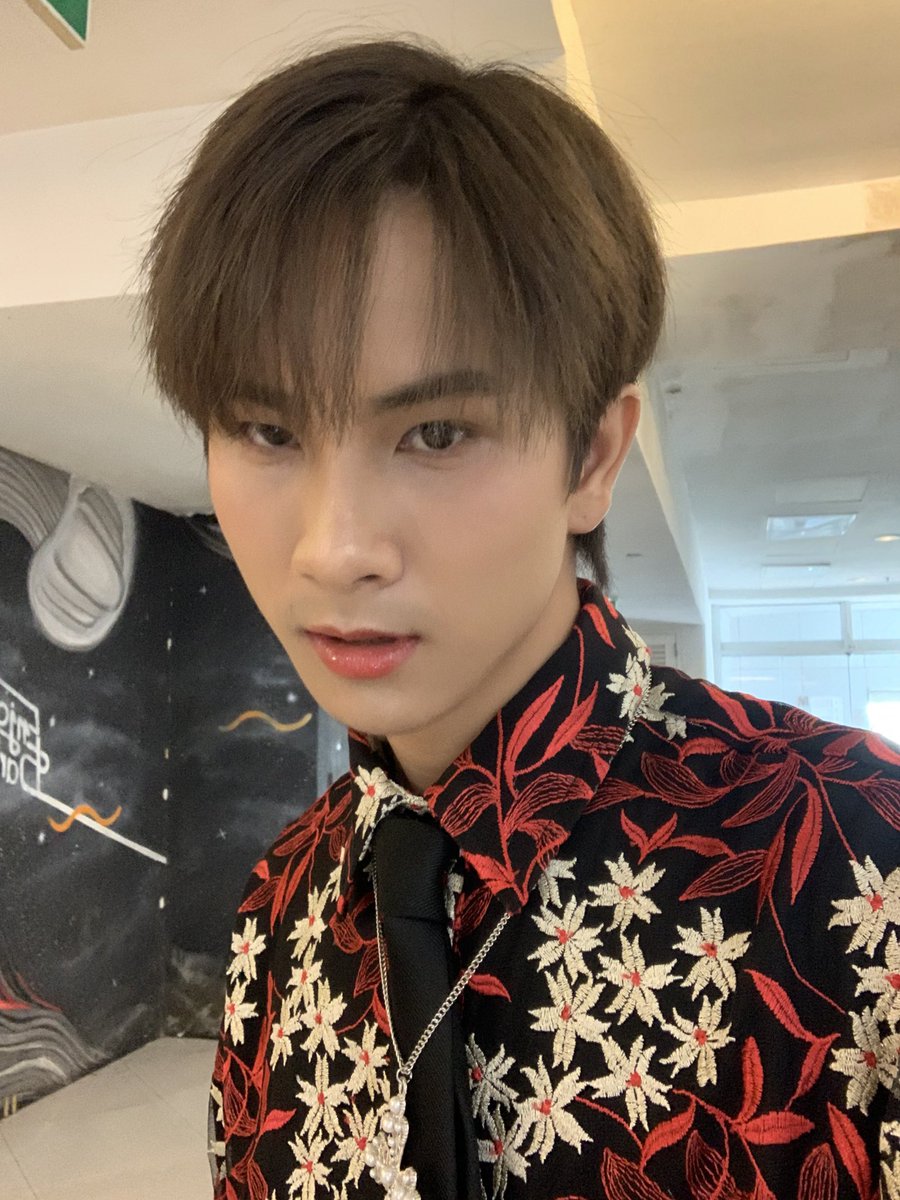 ขอบคุณทุกคนมากค้าบวันนี้ สนุกกโคตร ว่าแต่สวัสดีตรุษจีนภาษาจีนพูดยังไงนะฮะ 😵‍💫 
#CHATthamm #LAD