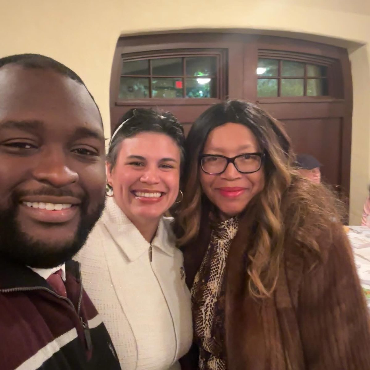 Lucia Báez-Geller (@luciabaezgeller) on Twitter photo Thank you to the <a href="/UTD_AFT1974/">United Teachers of Dade</a> United Teachers of Dade for hosting and inviting me to attend the Trailblazer for Justice Awards Dinner to honor our outstanding educators! Congratulations to the nominees, and thank you for all that you do for our students! Thank you to the <a href="/UTD_AFT1974/">United Teachers of Dade</a> United Teachers of Dade for hosting and inviting me to attend the Trailblazer for Justice Awards Dinner to honor our outstanding educators! Congratulations to the nominees, and thank you for all that you do for our students!