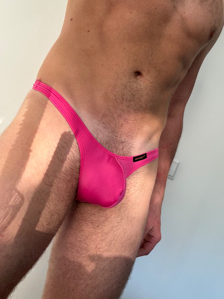 Walterthongguy's tweet photo. @ThisGuyThongs Everyday again! https://t.co/DVaERjhygX