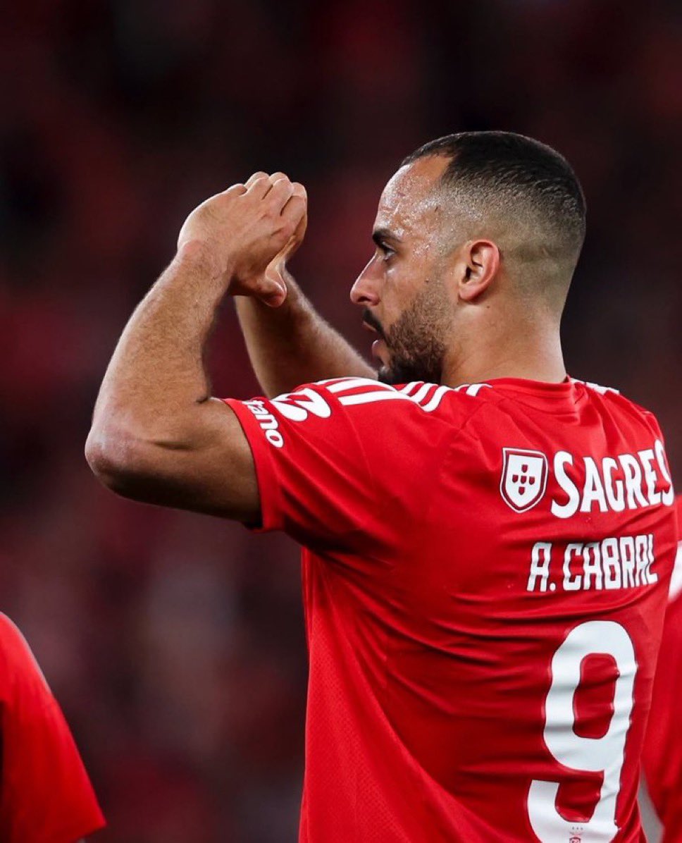 ATLUTD_France's tweet photo. 🗞️| Atlanta United aurait fait une offre à Benfica pour l’attaquant Arthur Cabral. Elle s’élèverait à 16 millions d'euros plus 2 millions supplémentaires en bonus, selon le journal portugais Record.

#ATLUTD https://t.co/id6lwY3Vs9