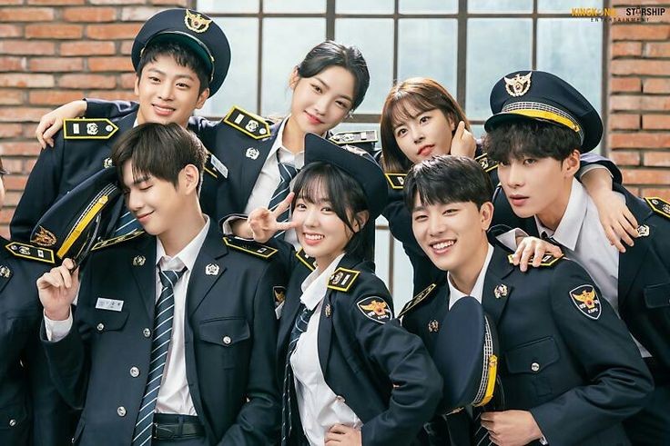 chaesoobinph's tweet photo. happy 3years anniversary #RookieCops 👮

JANUARY 26,2022 👮🤍

for those who haven't watched rookie cops available completed episode 16.  on disneyplus+

#RookieCops #KangDaniel #ParkYoona #MinDoHee #LeeSinYoun #너와나의경찰수업 #ChaeSooBin https://t.co/zyXugT7B5l