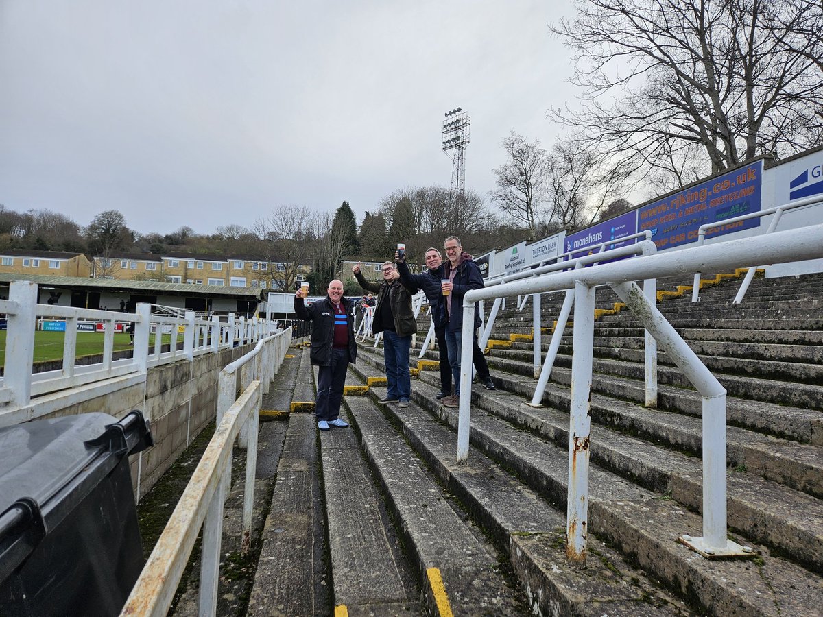 Chesham Utd Tea Bar tweet media