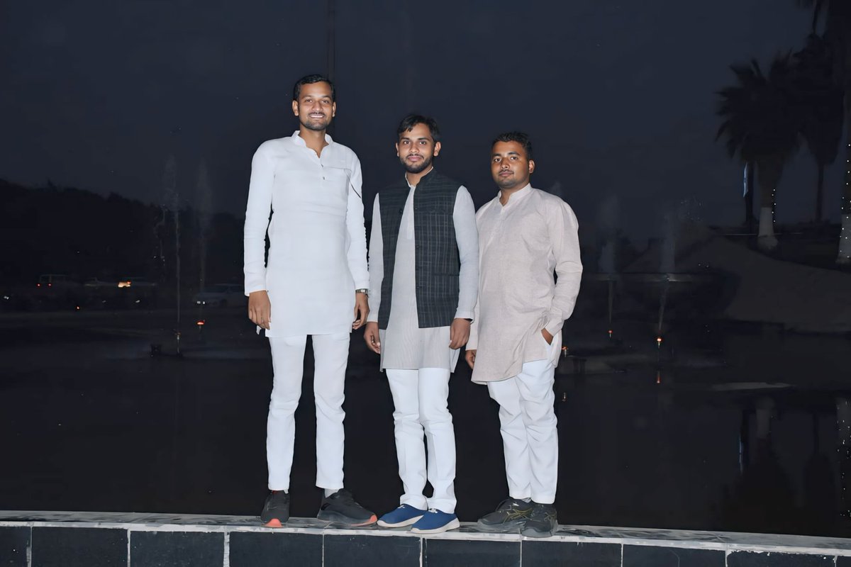 2630kmayank's tweet photo. 🇧🇾🇧🇾🇧🇾🇧🇾🇧🇾🇧🇾🇧🇾🇧🇾🇧🇾🇧🇾🇧🇾
🚲🚲🚲🚲🚲🚲🚲🚲🚲🚲🚲
प्रिये छोटे भाई माधव कुशवाहा प्रदेश सचिव समाजवादी छात्र सभा को जन्मदिन की बहुत बहुत बधाई व हार्दिक शुभकामनाएं 
🚲🚲🚲🚲🚲🚲🚲🚲🚲🚲🚲
🇧🇾🇧🇾🇧🇾🇧🇾🇧🇾🇧🇾🇧🇾🇧🇾🇧🇾🇧🇾🇧🇾 
  #आपका_छोटा_भाई
     #मयंक_कुशवाहा
       #प्रदेश_सचिव
#समाजवादी_छात्र_सभा https://t.co/LkCFCvxL97