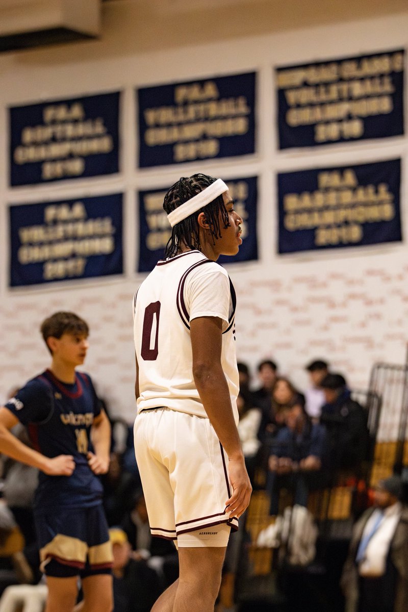 St. Luke's Boys Hoops ⚡️🏀 tweet media