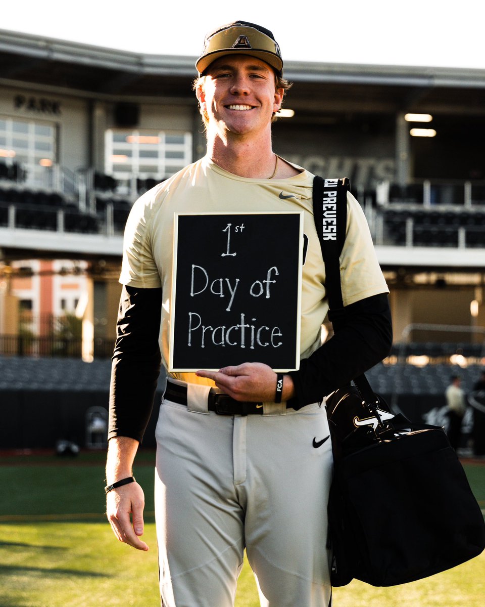 Luke_Jonas3's tweet photo. RT @UCF_Baseball: first day back = success https://t.co/Sm6FY05DzI