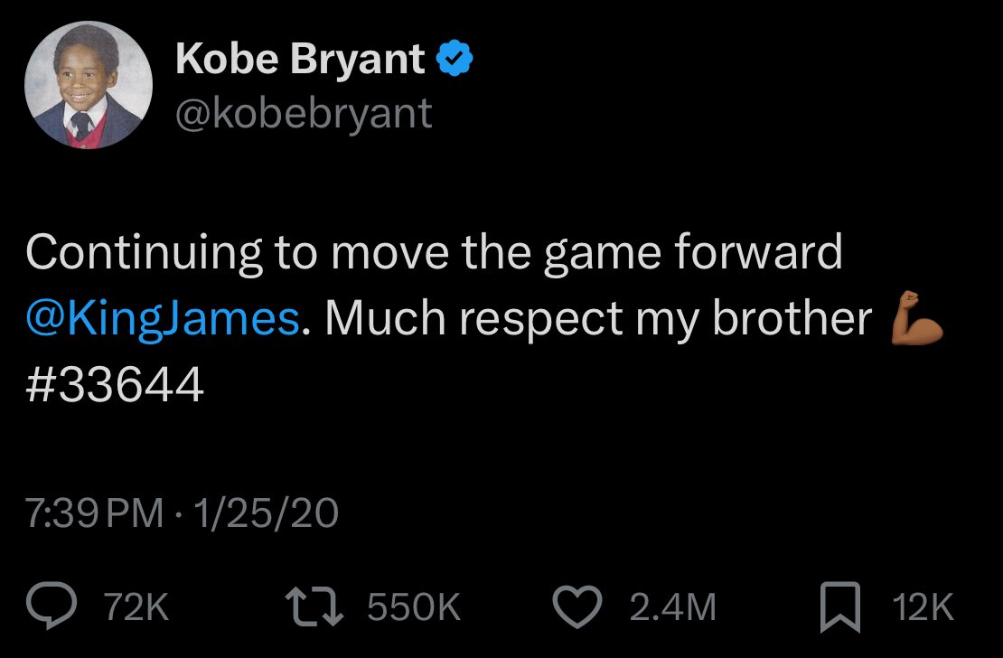 LakeShowYo's tweet photo. 5 years ago today  🐍 🤝 👑 https://t.co/fCmiifiZB5
