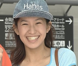 平成特撮美女列伝 『仮面ライダー龍騎』 浅野めぐみ/森下千里 年齢25歳