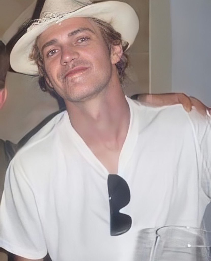 💭 (@haydrewthinker) on Twitter photo 