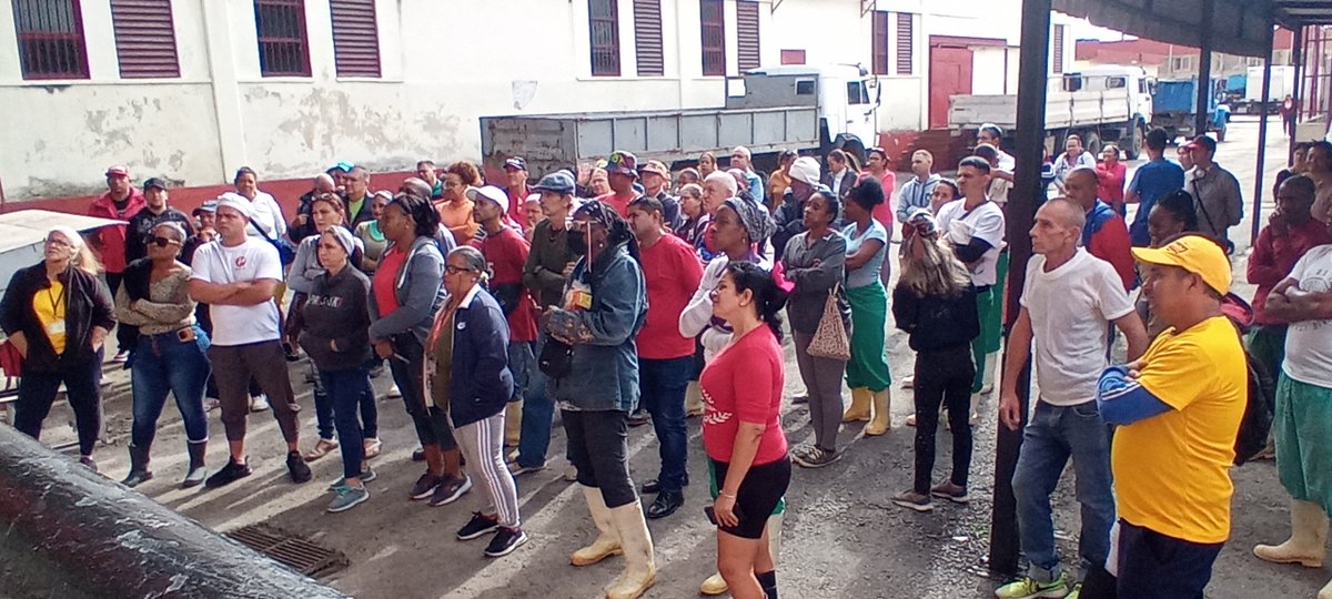 ProdalC12130's tweet photo. Después de desarrollar el ejercicio estratégico Bastión 2025, este sábado se realiza en Prodal el Día Nacional de la Defensa.
#ProdalEnBastión
#Bastion2025 
#PuebloUniformado https://t.co/EPgkQzOLyj