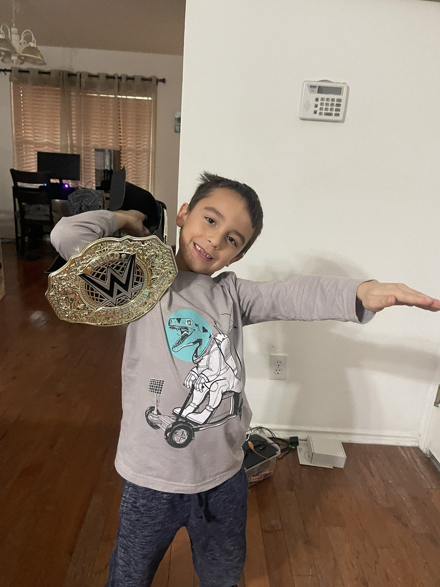 Ready to see main event jey uso win the belt tonight!!! <a href="/wwe/">WWE</a> please don’t fumble the bag on this one!! It’s time!! <a href="/WWEUsos/">The Usos</a>  #YEET !!!!