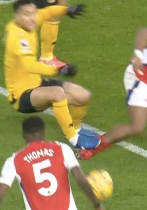 Yellow card for this tackle and PGMOL confirmed it wasn't above the ankle