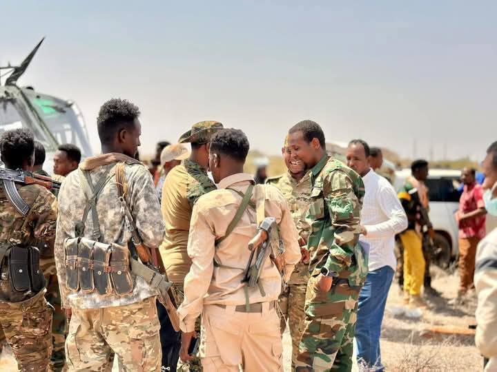 Gedogovernor's tweet photo. Argigxisada naf lacariga ah Qaraxii miino ee shalay  ku waxyeelobeen Qaar ka mid Maamulka Degmada Baladxaawo iyo Ciidamada qalabka sida ayaa loo qaaday Magaalada Muqdisho si halkaasi loogu soo daweeyo @GedoGovernor https://t.co/h8cVBEarph