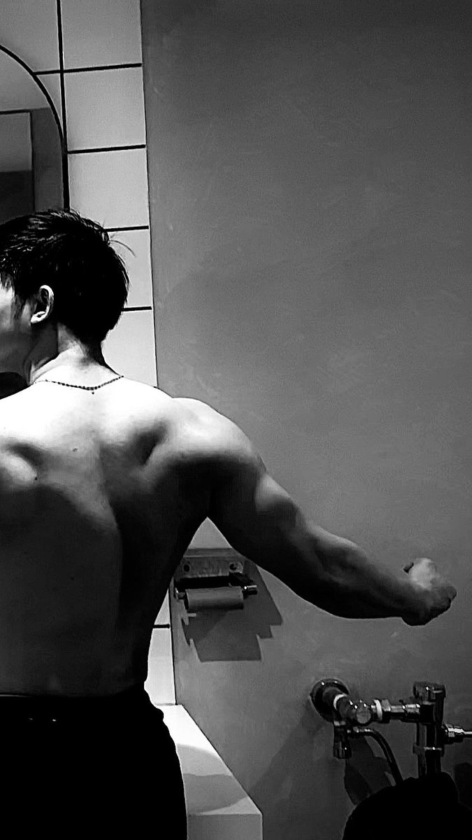 russellaquino_'s tweet photo. Bulk ahahah cut na ulit https://t.co/koipF3coFC