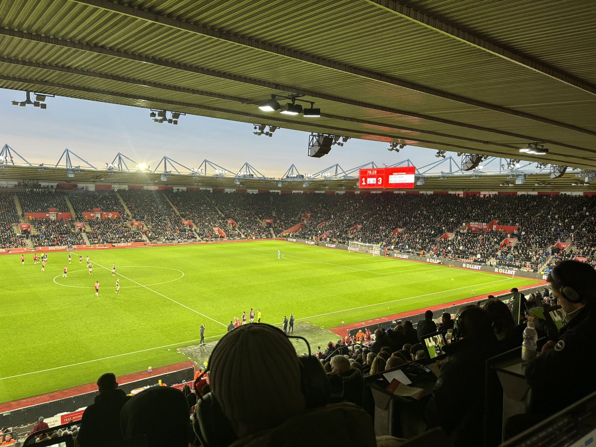 AlfieHouseEcho's tweet photo. Serious credit to any and all of you still paying your way in and turning up. This season has been an unbelievably difficult watch and you’d be forgiven for thinking it’s not going to get any better. Impressed with the support all things considered.

#SaintsFC https://t.co/RrDcIJRUup