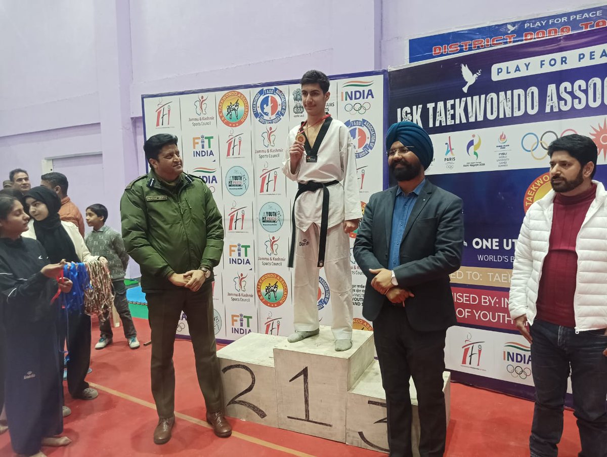 _burhankhan_'s tweet photo. Glimpses of 5th District #Doda #Taekwondo Championships 2025
#taekwondo #notodrugs #yestotaekwondo #taekwondoforall https://t.co/BEmn2xcSI5