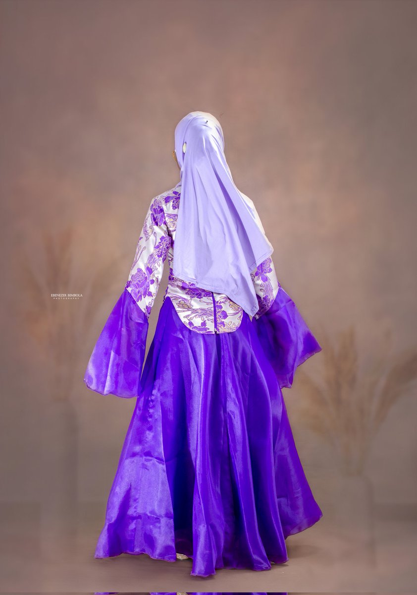 Harleemss's tweet image. BEST Female Graduating Student – Pasture and Range Management Department.
2nd BEST Graduating Student – Pasture and Range Management Department.
Allahumah Baarik, Haleemah. Ease upon Ease and May Allah swt make this new phase herald in good tidings for you, Haleemah.🥺🤲