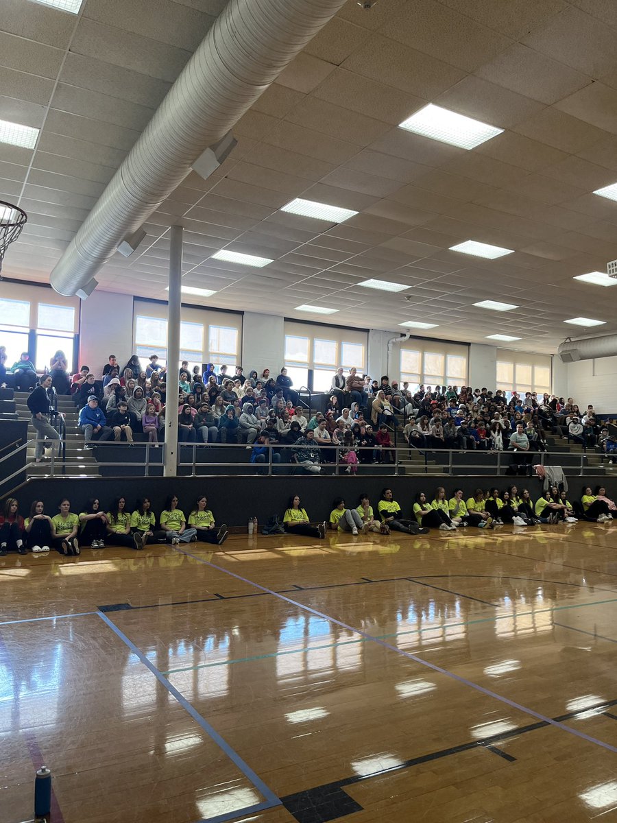 We visited our future students at Lakeview and Heritage on Thursday! A big thanks to the WMS and Holt band and choir for joining us! We’re excited to welcome the class of 2032!