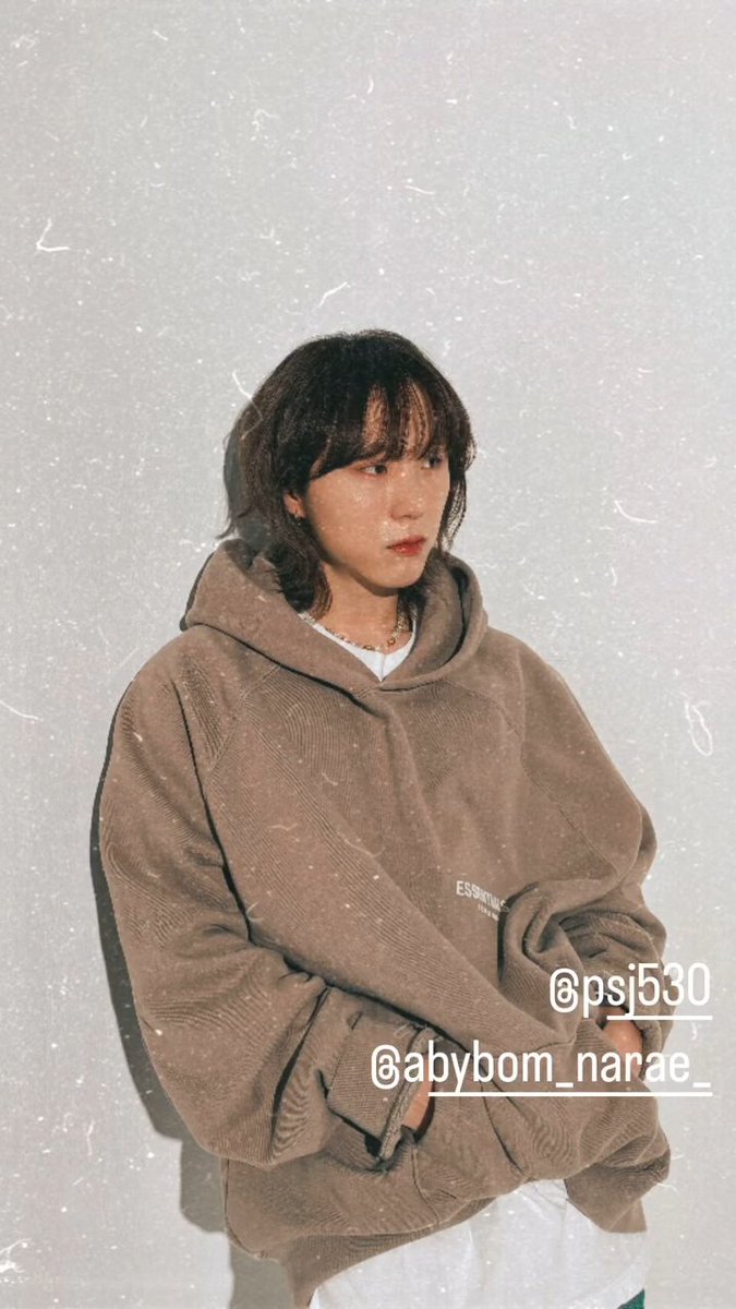 sunghoupdates's tweet photo. GUYS I JUST OPENED INSTAGRAM AND SAW THIS WHAT THE HEEEEELLLL https://t.co/RwYOMpm8qX
