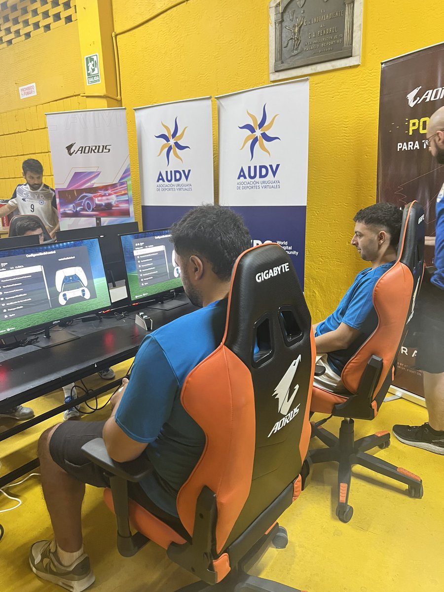 De Rebote FC tweet media