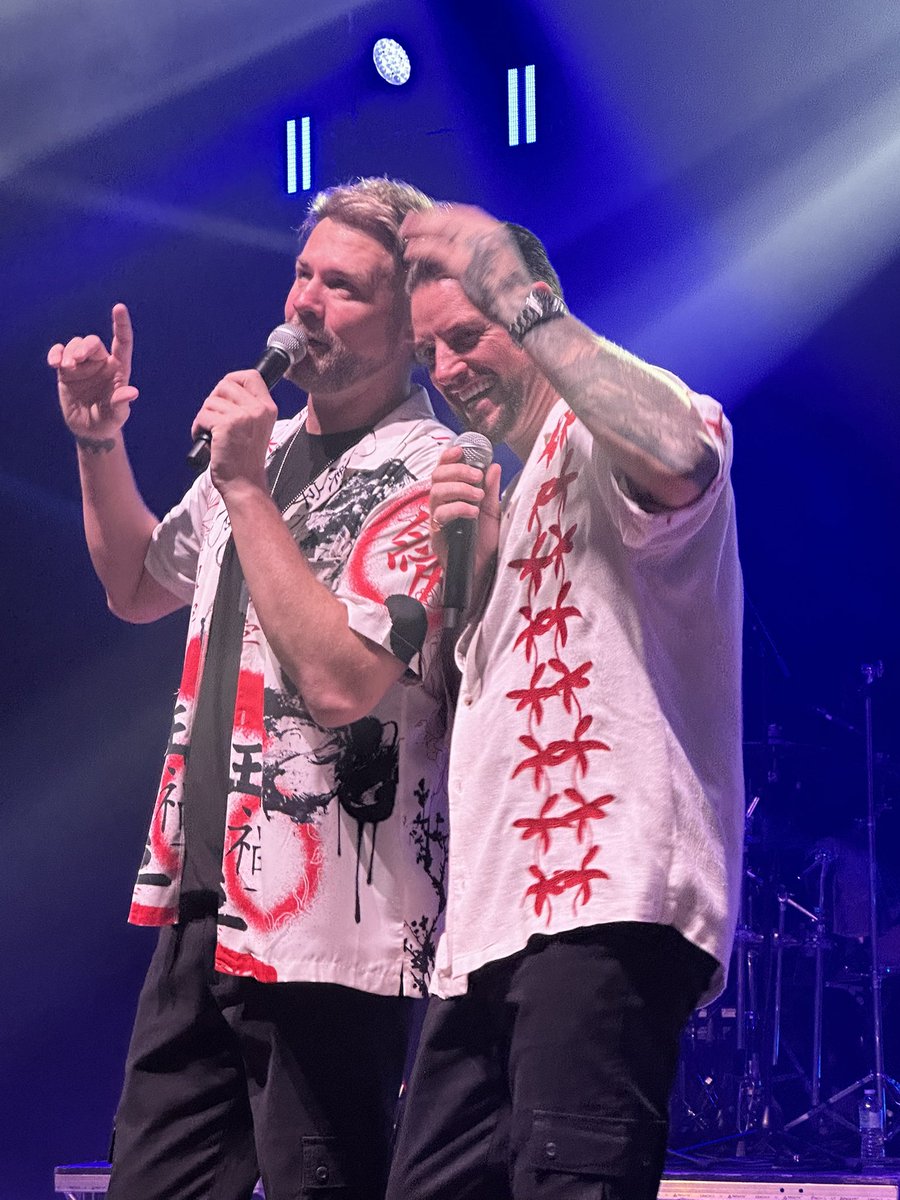 Nik Nu Nu tweet media