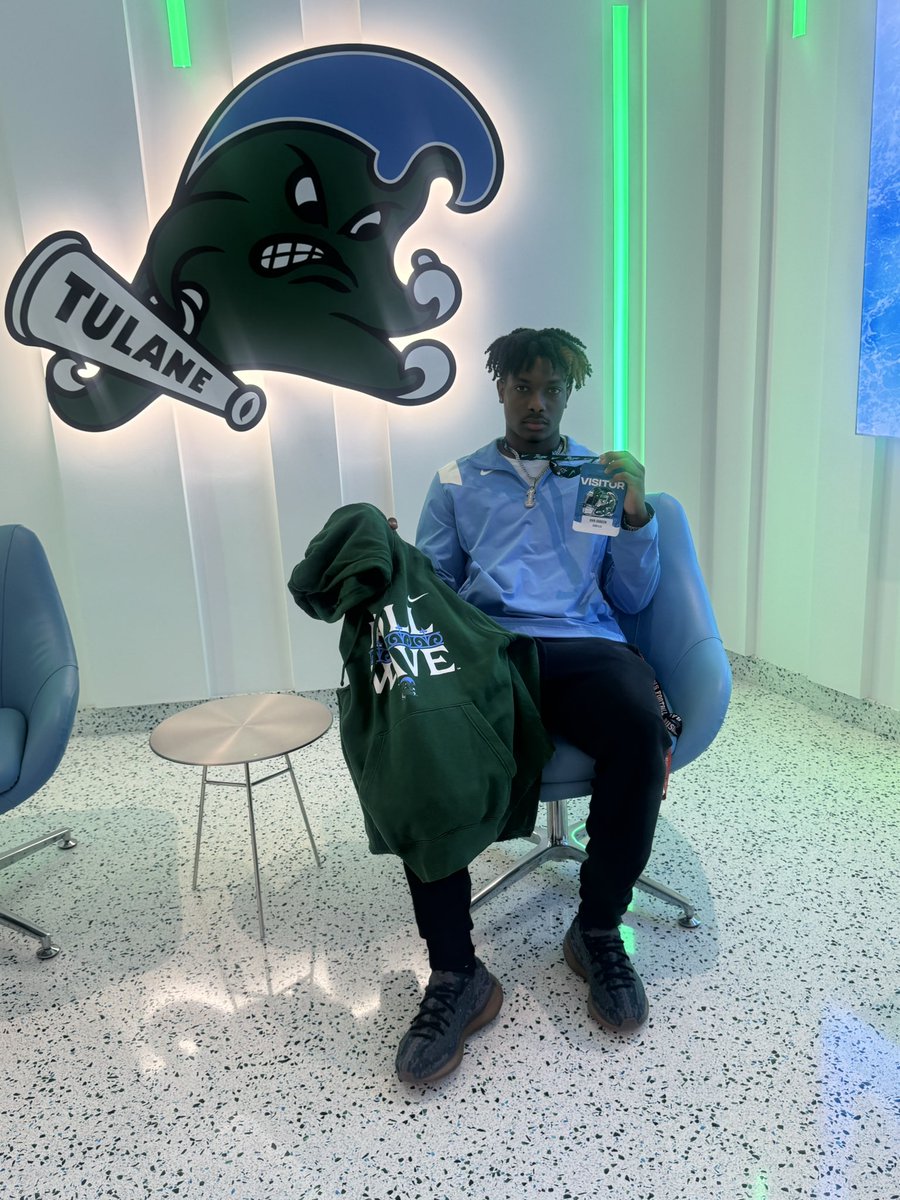 Had a great time at Tulane junior day! <a href="/coachbhays/">Coach Brock Hays</a> <a href="/JJMcCleskey/">JJ McCleskey</a> <a href="/CoachJonSumrall/">Jon Sumrall</a>