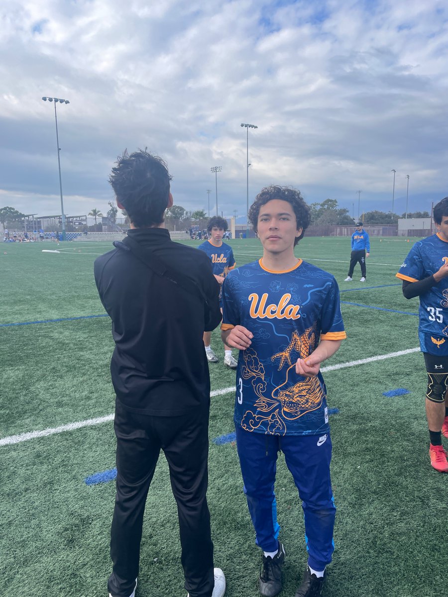SmaugUltimate's tweet photo. Live from SBI we lost game 1 to UVic 12-3 but we uhhhhhh showed great resilience and ummmm fellas are pumped for next game #SmaugItUp #GoSmoke https://t.co/g1pKvwhdG7