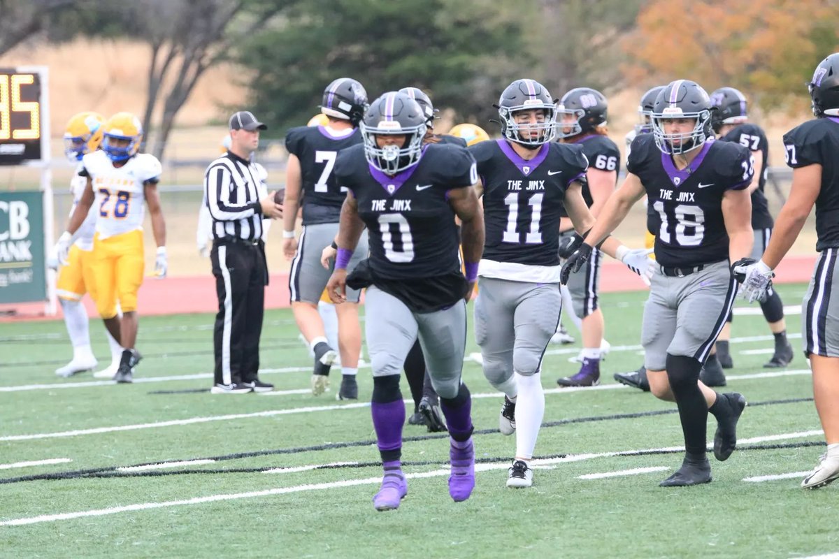 Tobias Braddy (@braddytobias) on Twitter photo #AGTG After a great visit to Southwestern college I am proud to announce I have received an offer from the KCAC champs <a href="/BuilderFootball/">SC Builder Football</a>
Thank you @CoachStrongSC <a href="/mrversatile6/">Vic p the coach</a> <a href="/PCPiratesFB/">Putnam City Pirates Football</a> #AGTG After a great visit to Southwestern college I am proud to announce I have received an offer from the KCAC champs <a href="/BuilderFootball/">SC Builder Football</a>
Thank you @CoachStrongSC <a href="/mrversatile6/">Vic p the coach</a> <a href="/PCPiratesFB/">Putnam City Pirates Football</a>