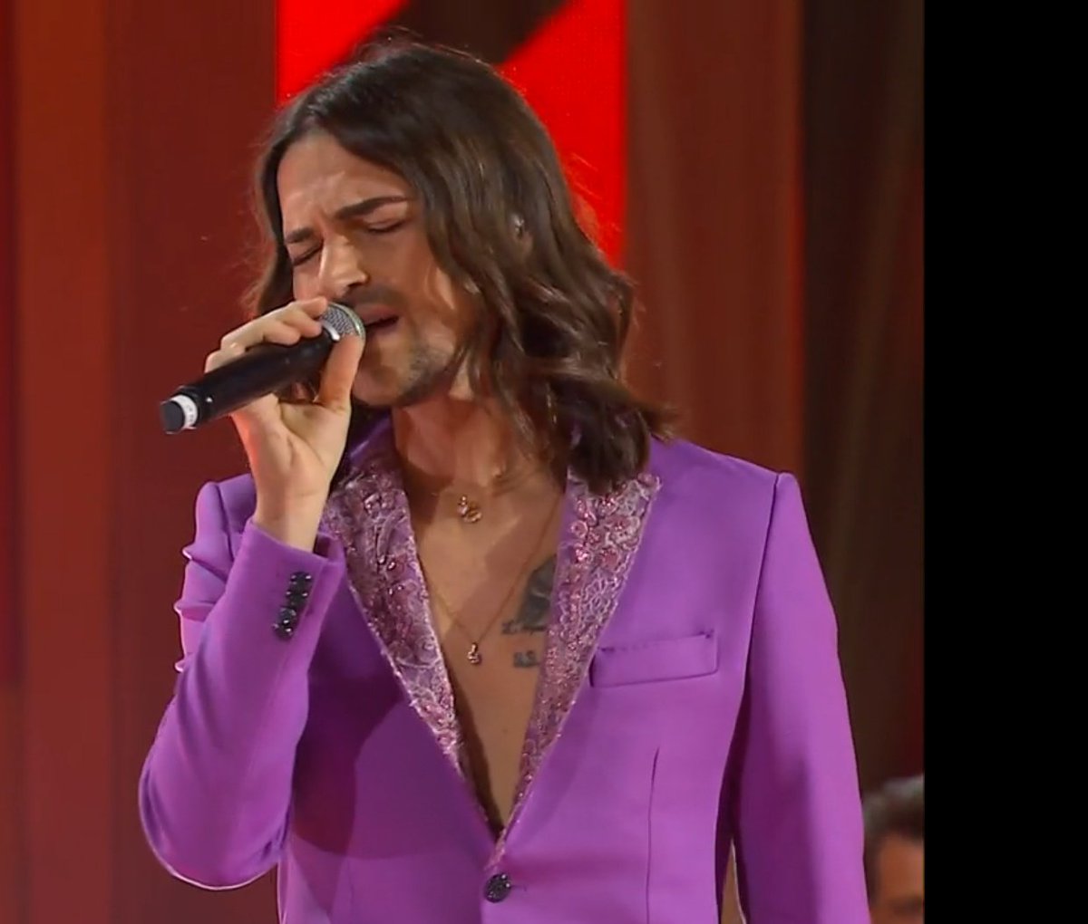 Il migliore...e non ce vonno sta 🔝🥰🎤🎶#OraoMaiPiu #valerioscanu #TeamScanu  #pertuttelevolteche