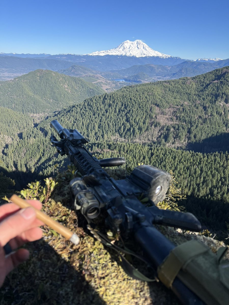 pnwguerrilla's tweet photo. Not many men can say they have no regrets. 

But I do not believe in regret. 

Every choice made you into the man you are, you learn, and move on. 

Appreciate your mistakes, never waste your pain, and push forward.

Ya boy is up in his feels today. Decided to smoke a OG black and mild vibing in this cliff face. 

Life is good.