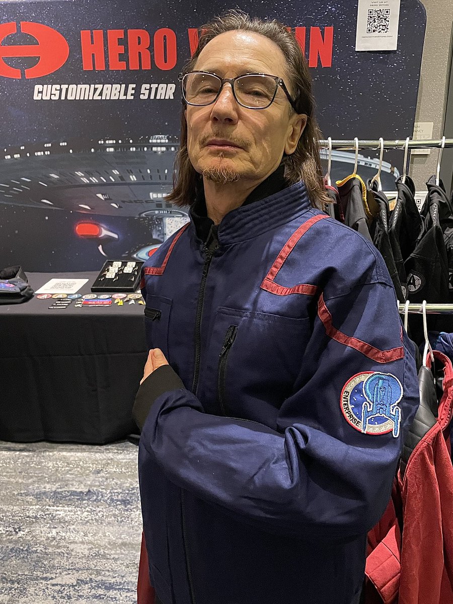 For some reason, this guy makes our NX-01 Jacket look goood! Thanks <a href="/idomknow/">Dominic Keating</a> for stopping by our booth at ST:SF <a href="/CreationEnt/">Creation Entertainment</a>. 
#StarTrek