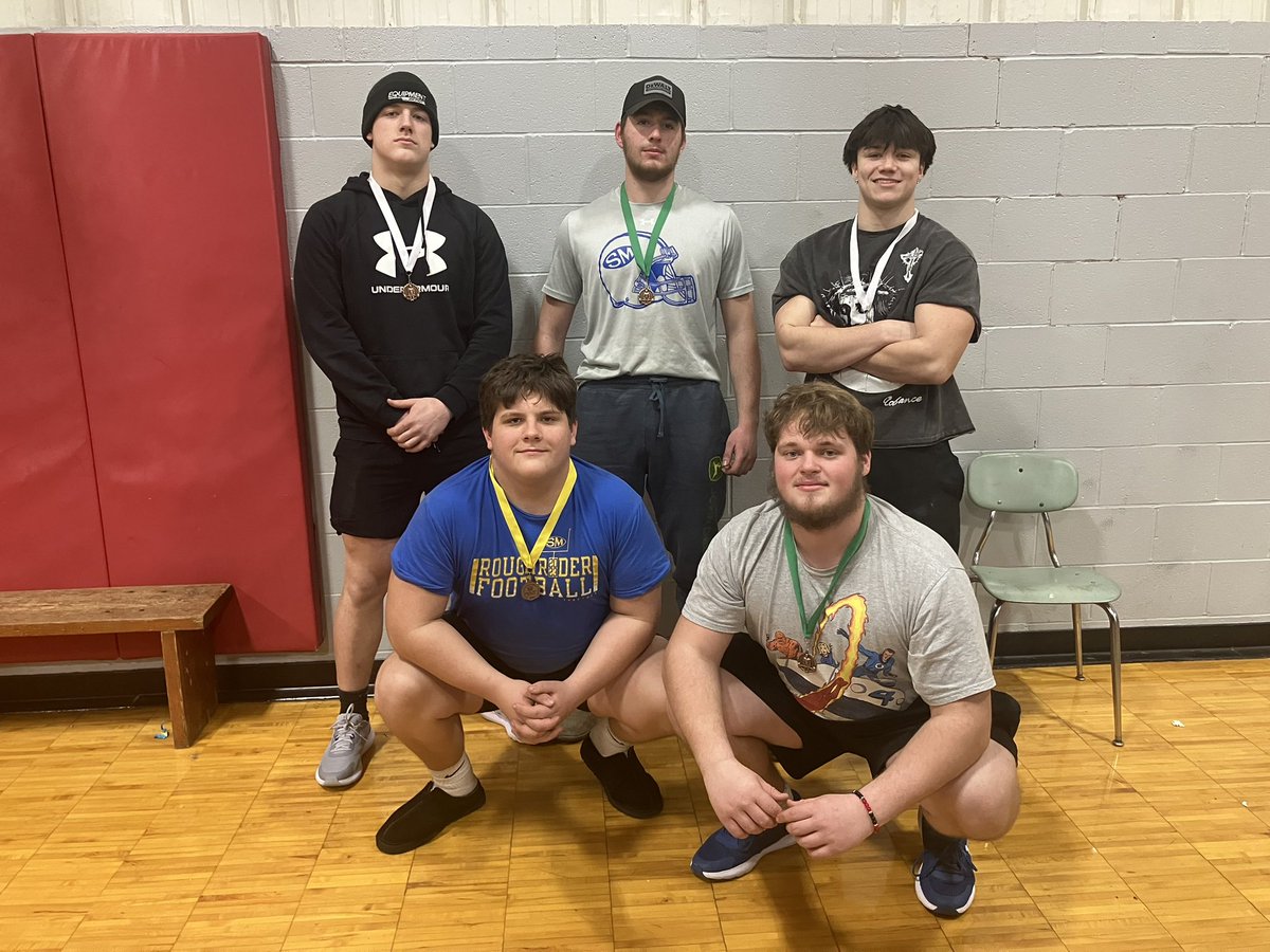 Congrats to our guys who competed at Kenton today! 

Caleb Schmidt 3rd Place (195 pound class), 
Chris Schroer 6th Place (195 pound class), 
Owen Ott 3rd Place (225 pound class), 
Keylan Baker 3rd Place (UNL class), 
Xander Post 6th Place (UNL class) 

#GoRiders!