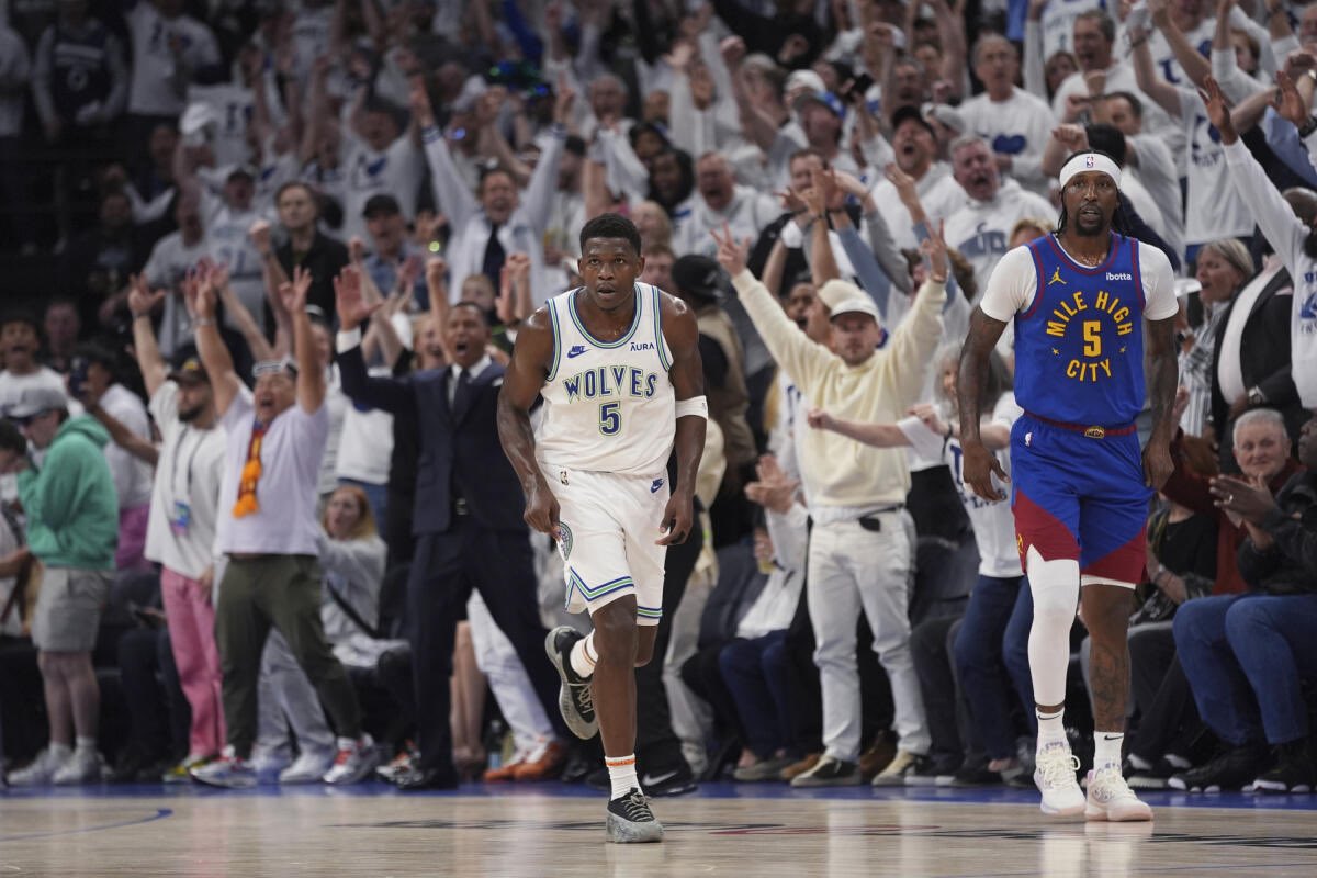 TheDailyWolves's tweet photo. It’s been a minute so let’s giveaway 2 upper level tickets into todays game! Wolves vs Nuggets for a playoff rematch.

HOW TO ENTER:
- Like &amp; Repost

(Winner announced at 12:15PM CT on X) https://t.co/4cEyBCcScV