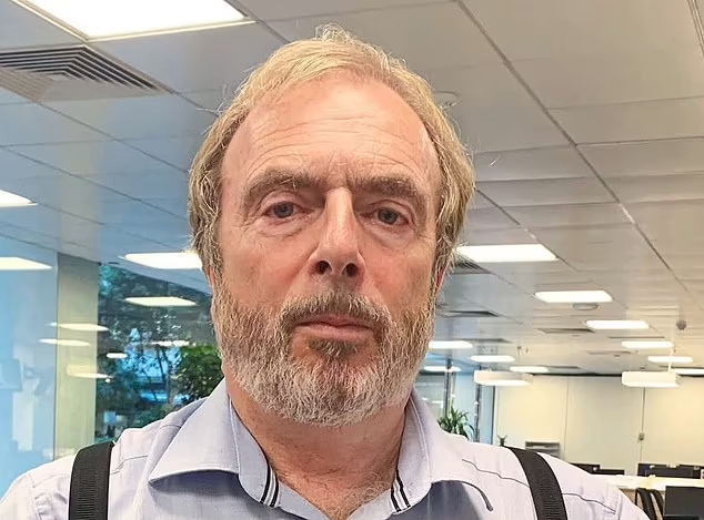 UnityNewsNet's tweet photo. Peter Hitchens just wrote a column where he said that the reason Rudakabana may have become a psycopath who stabbed girls and tried to behead one is because he started smoking cannabis.

This is the level of conservative boomer retardation we are dealing with. https://t.co/XGsO2qra3i