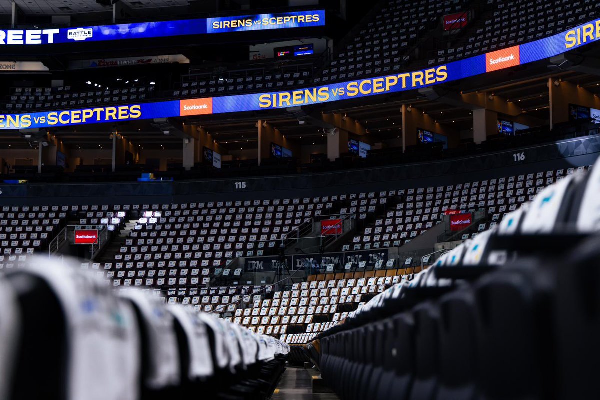 The stage is set. 🏟️