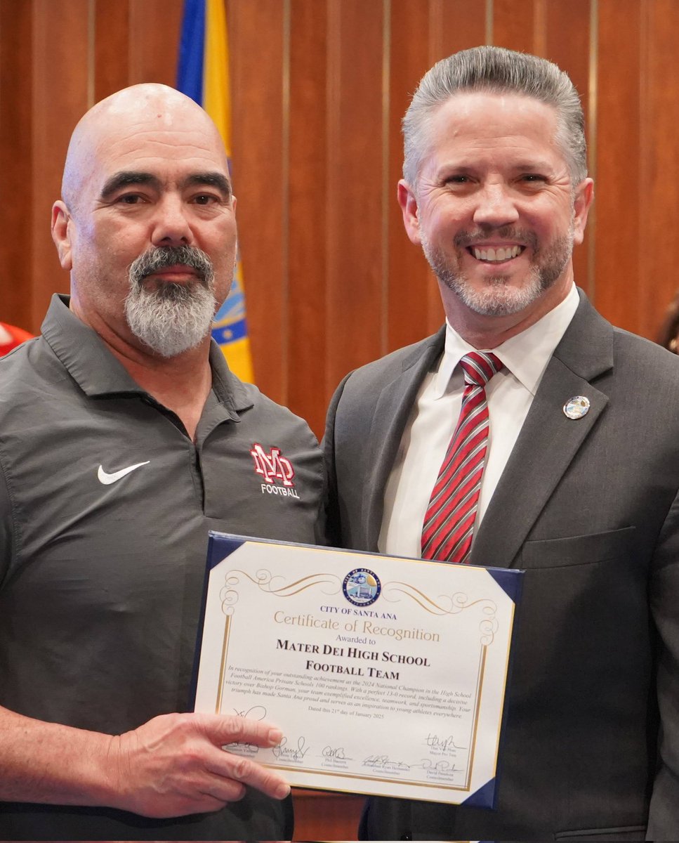 philbacerra's tweet photo. I invited the @MDFootball team to our January 21 City Council meeting to recognize and celebrate their 2024 National Championship. Congratulations Monarchs! 🏈🦁
#SantaAna #GoldenCity #CapitalOfOC https://t.co/abLZFSQHCT