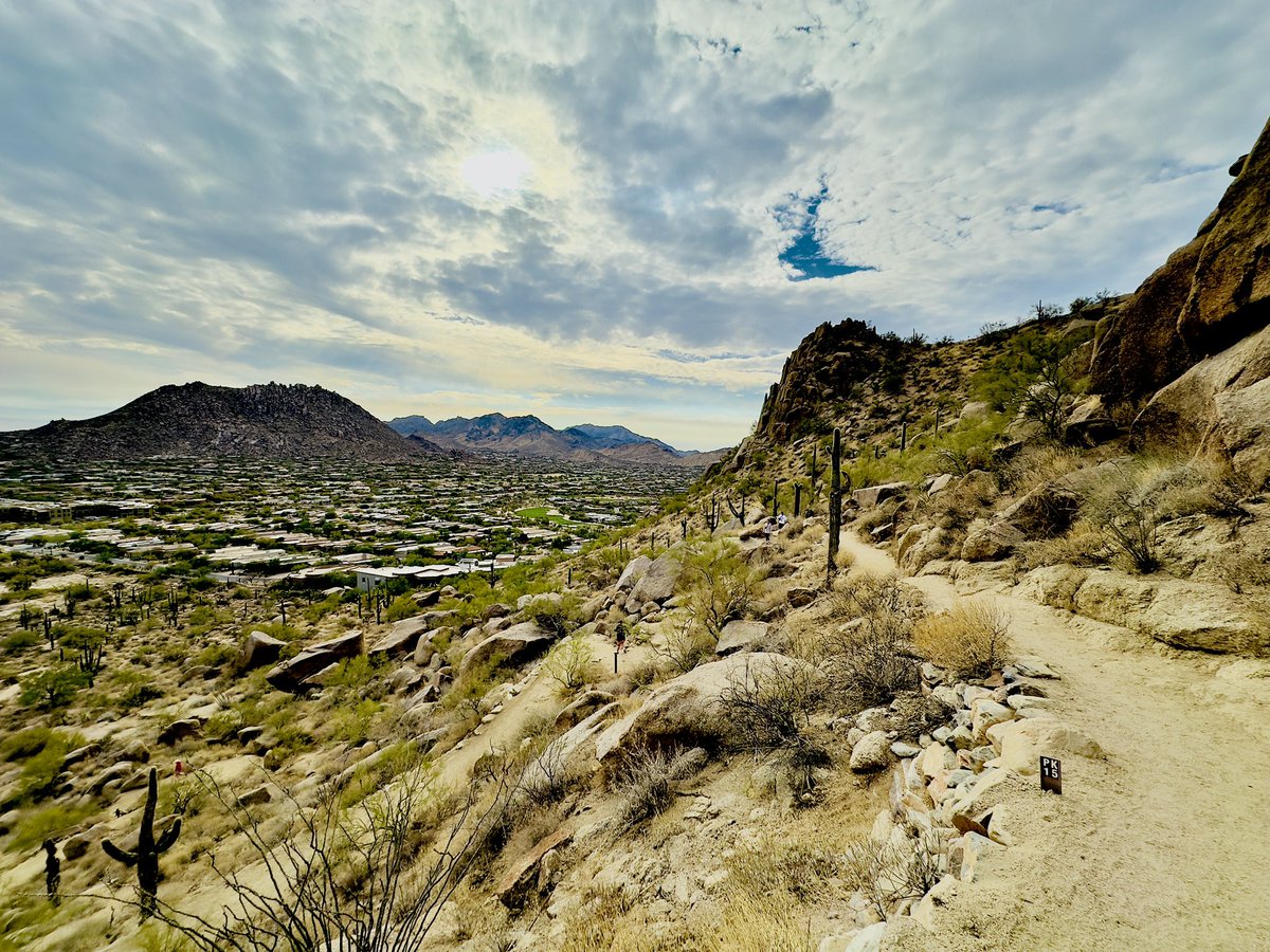 HuertalaHuerta's tweet photo. @DMiller52325459 Hot off the #trail this morning. Quick jaunt to #Scottsdale #AZ from #SoCal for a fun weekend.
 #PinnaclePeak https://t.co/7eaMUFmk1E