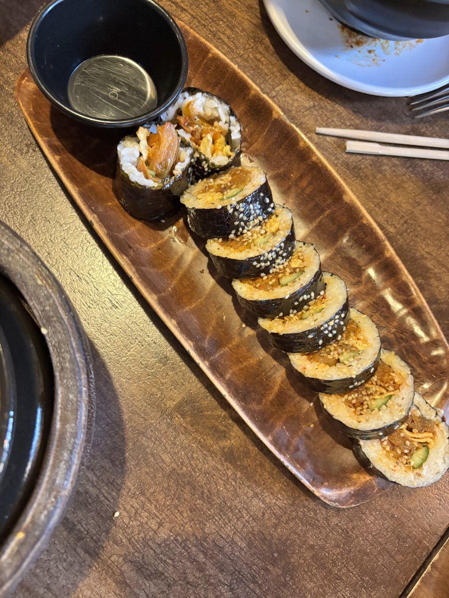 eliisiman's tweet photo. Bir bibimbap meselesi 🥢🙂‍↔️ https://t.co/5g0FcPOyUS