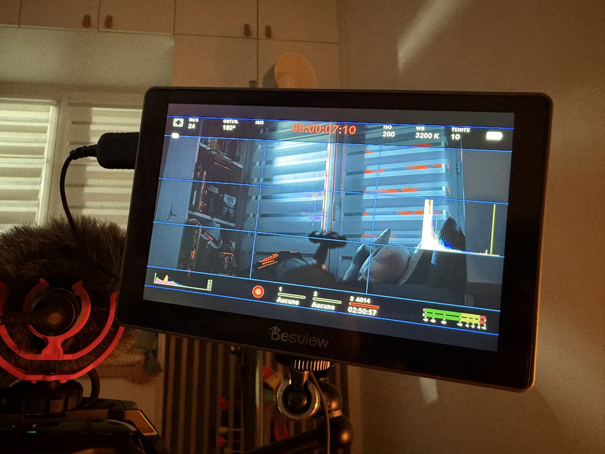 VanillaPictures's tweet photo. Jour #2 // « NETFREAKS »
•
#screenplay #shortfilm #drama #acteur #actrices #courtmetrage #scenario #tournage #bmpcc6k #rode #djirs2 #nanlite #netfreaks #saintmaurdesfossés https://t.co/onlCYqgbY0