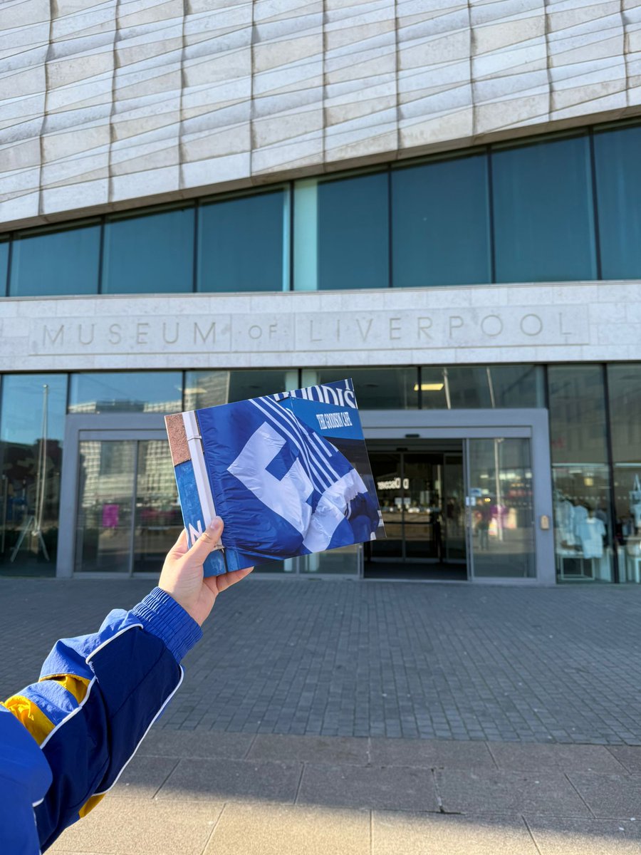 lgatesphoto's tweet image. 🏆 Giveaway 💙

To celebrate my book now being on sale at the museum, I'm giving away a copy + some extra prints!

To enter: 
Must be following me &amp;amp; retweet this post
Will accept international entries 

Winner to be drawn on Mon 3rd Feb. 

UTFT  ✊🏼 

lgatesphotoshop.com

#EFC