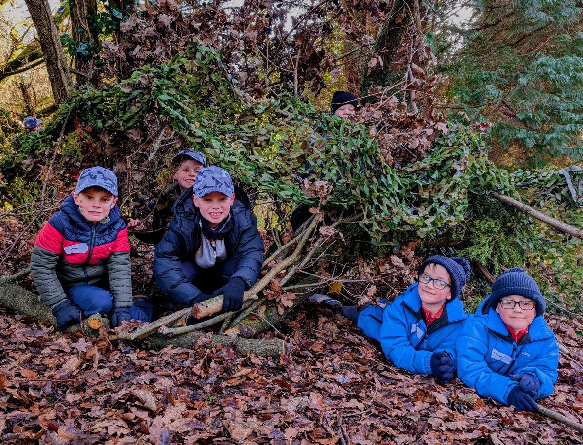 The children enjoyed building natural shelters during their survival bushcraft sessions today! 
#knaresborough #harrogate #shadwell #thorner #northyorkshire #Primaryeducation #forestschool #outdoorlearning #survivalskills #kidsoutdoors #denbuilding #childrensparties #Yorkshire