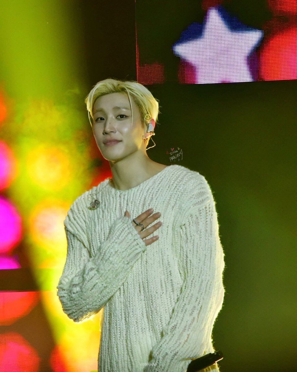 bbbxpika's tweet photo. 250125 Farewell Earth Concert in Taipei

💚🫶🏻💚

🚫please don’t remove my logo

#방용국 #bangyongguk #方容國
#정대현 #jungdaehyun #鄭大賢
#유영재 #yooyoungjae #劉永才
#문종업 #moonjongup #文鐘業
#BAP #비에이피 https://t.co/GUgJ7Y2qZI