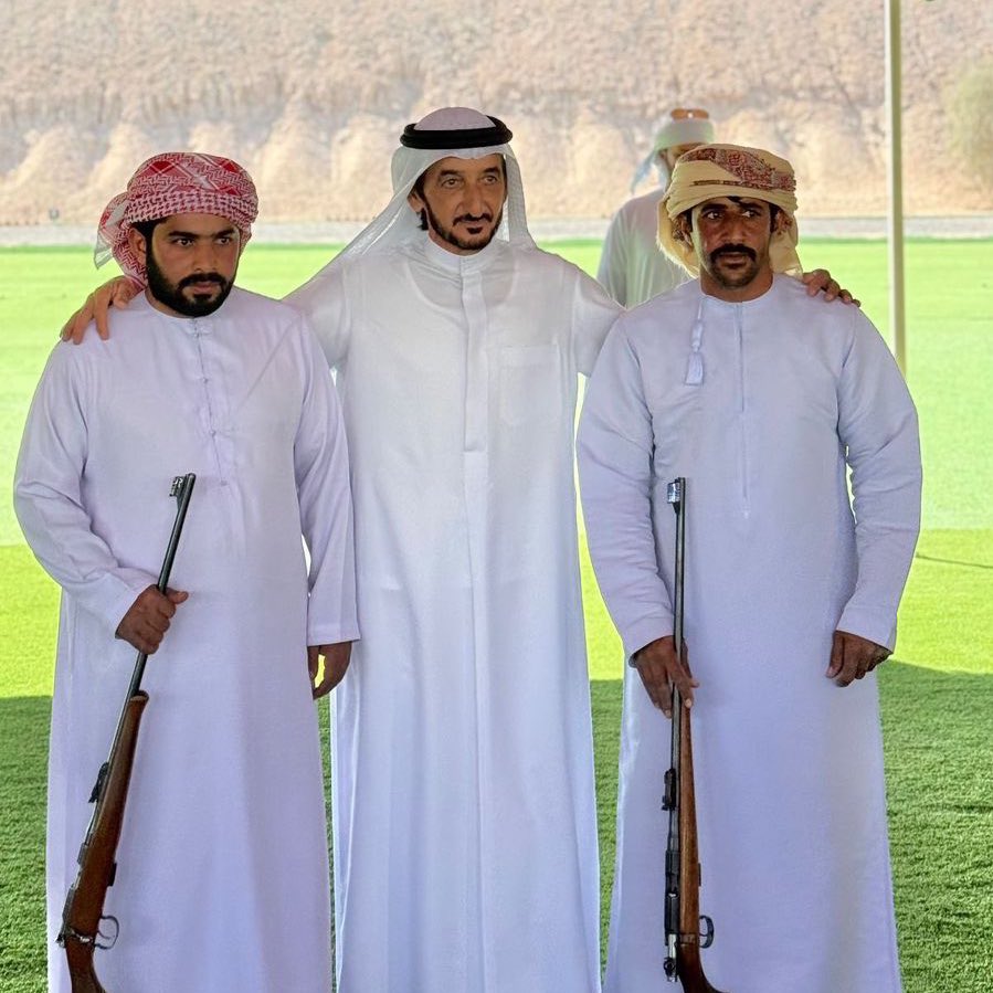 kalbani10's tweet photo. نبارك لفريقي فرسان خدل الذي حقق المركز الثاني
صقور خدل الذي حل في المركز الثالث..
في بطولة فزاع للرماية بإمارة دبي.. https://t.co/Lp6MeGYijU