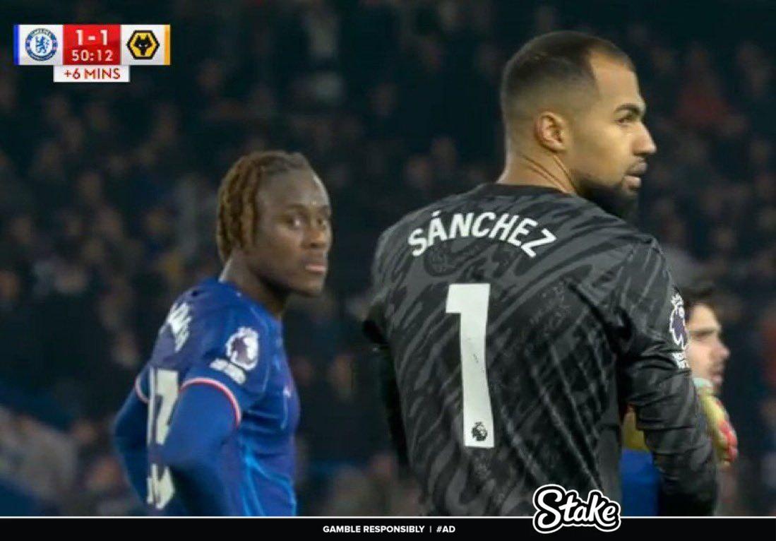 CFC_dennoh's tweet image. Like this post if you want Robert Sanchez out of Chelsea.