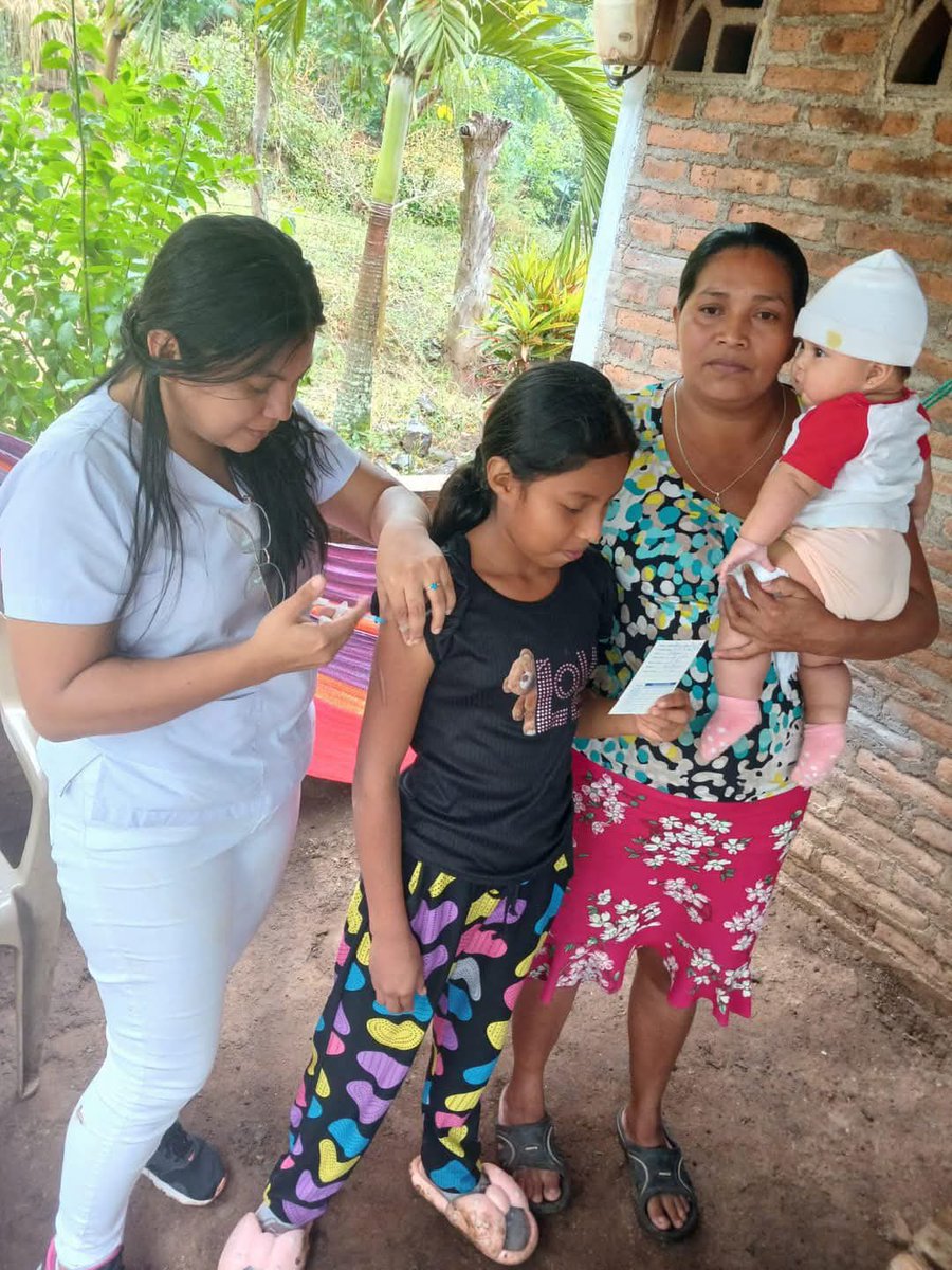 ‼️Salud es Vida‼️

Gracias al #BuenGobiernoSandinista a través del Ministerio de Salud acercando lo servicios de salud juntos a nuestra red comunitaria en municipios del departamento de Matagalpa 
<a href="/MinsaNicaragua/">Ministerio de Salud Nicaragua</a> 
<a href="/SomosMD2/">Somos dos</a> 
<a href="/JohnHallmar/">John Hallmar</a>