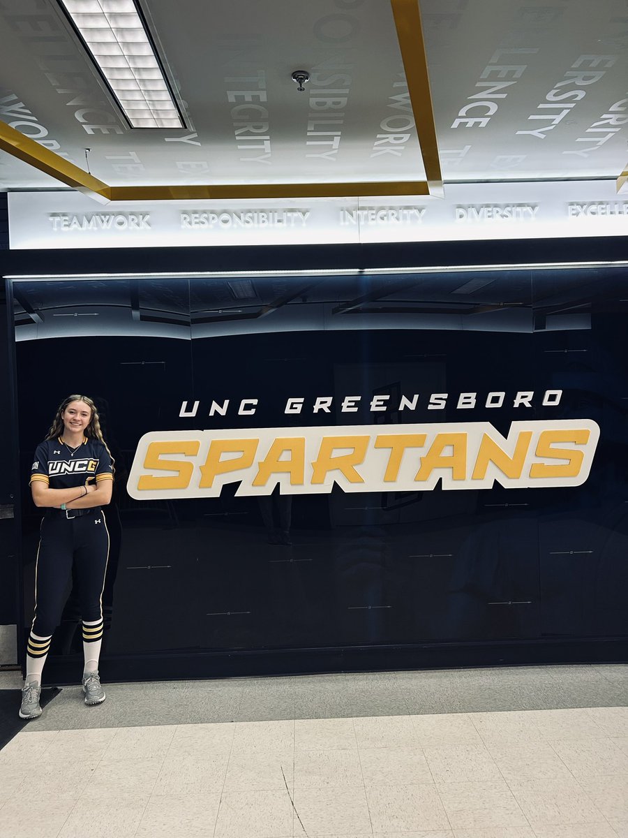 Mackenzie Moore 2026( Committed) tweet media