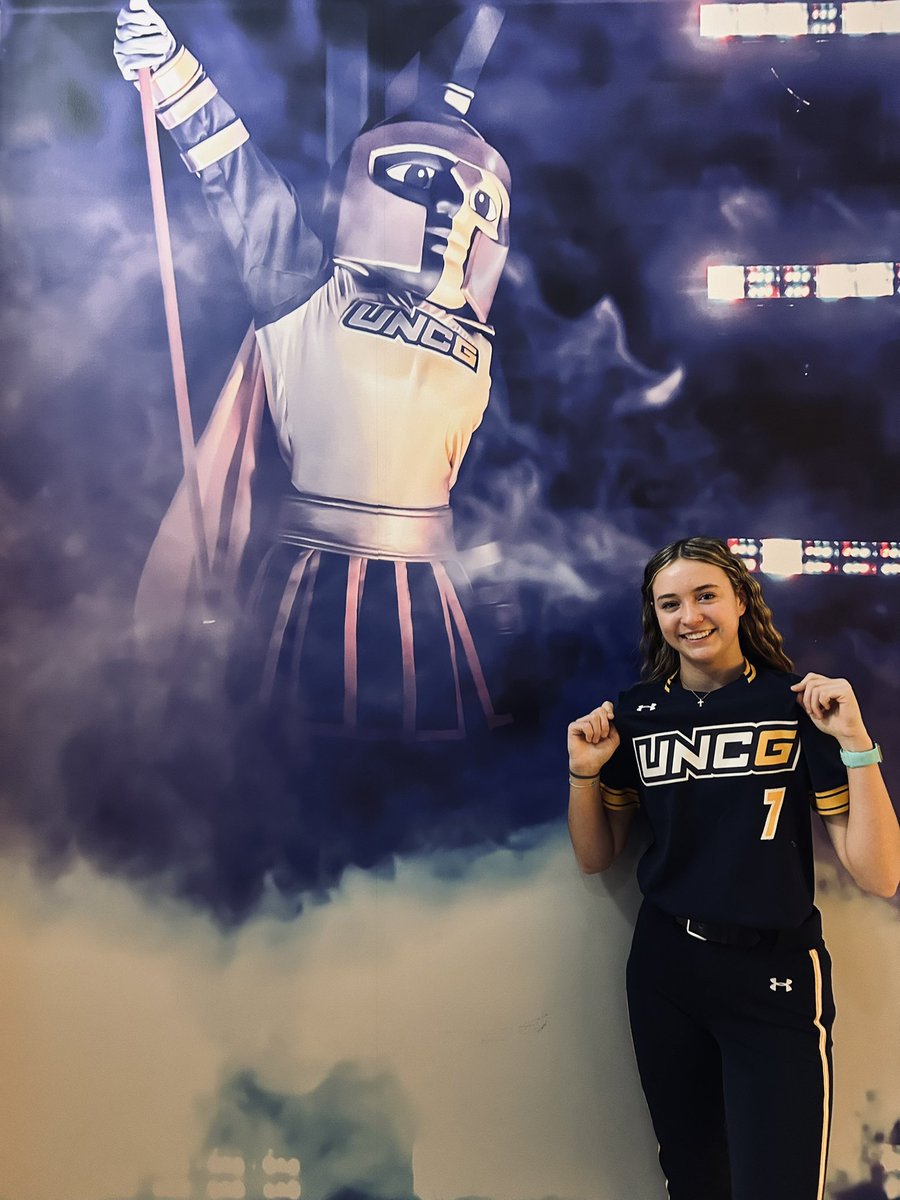 Mackenzie Moore 2026( Committed) tweet media