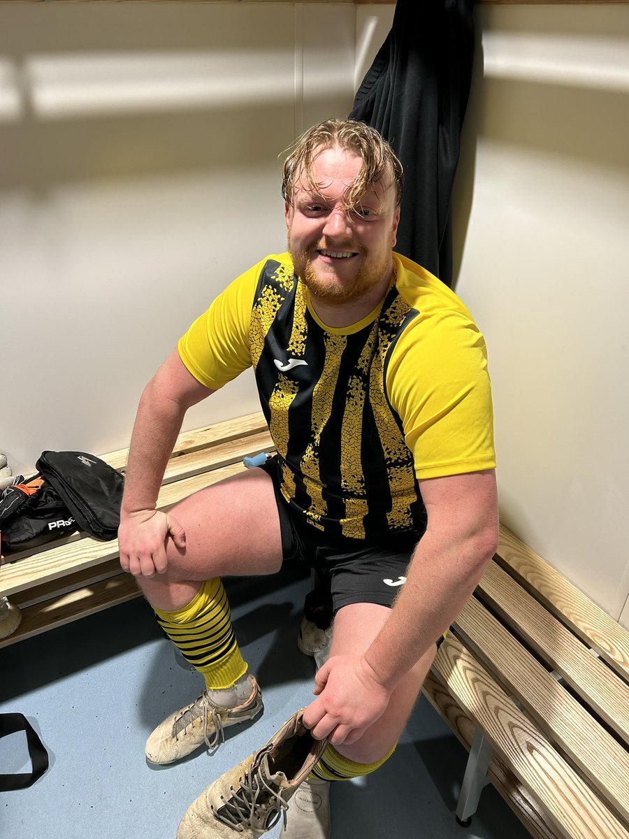 Back to league action and a good result for the lads this morning! 6-3 final score! Goals from:

⚽️⚽️ Fairy
⚽️ <a href="/michael96wilson/">Michael Wilson</a> 
⚽️ <a href="/JackThomson925/">farmer tam</a> 
⚽️⚽️ Chrissy S

Difficult conditions but the lads played some good football and scored some nice goals. MOTM <a href="/JackThomson925/">farmer tam</a>